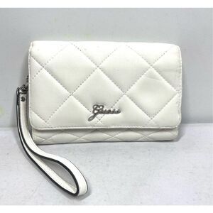 Vintage GUESS White Quilted Faux Leather Flap Wristlet Wallet